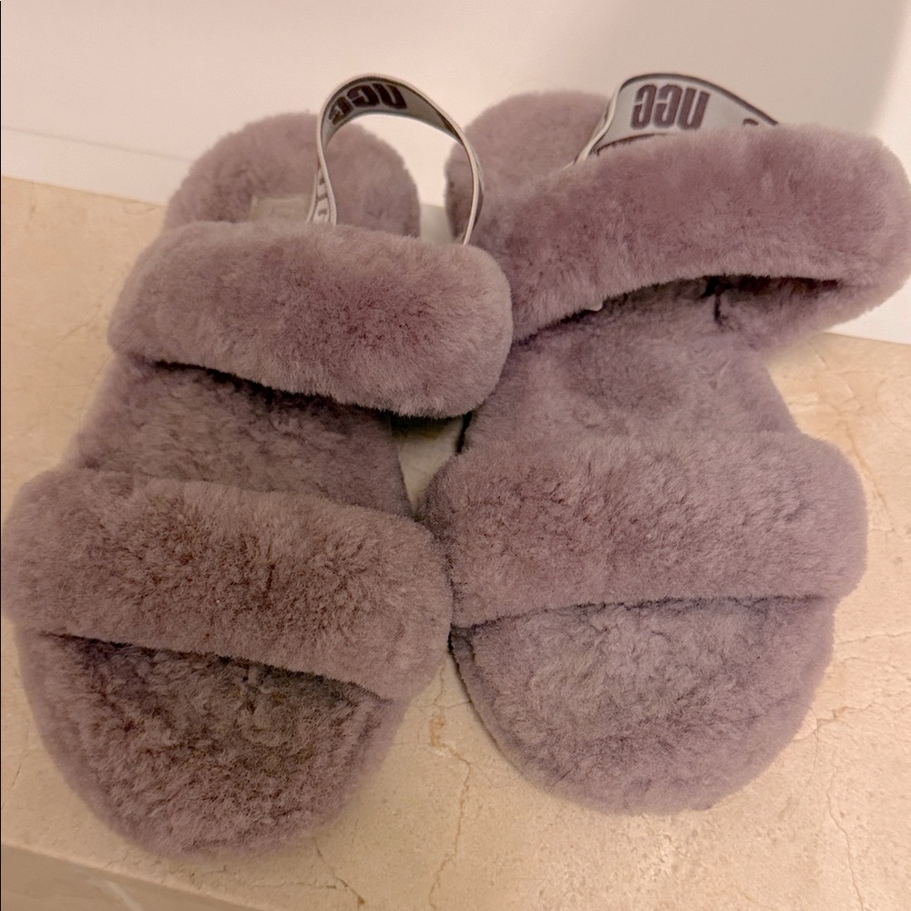 UGG Cozy Lilac Fluffy Slippers
